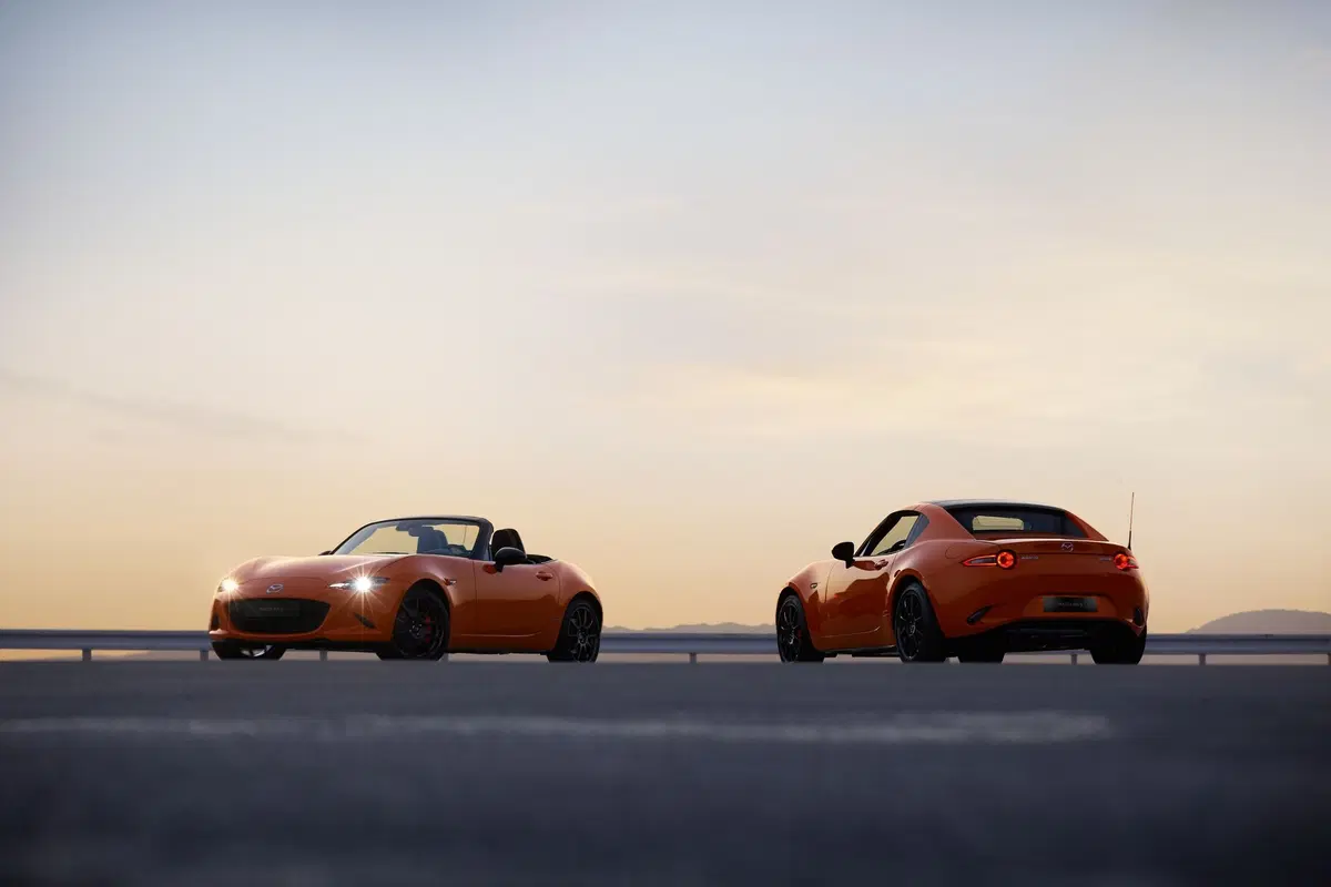 Mazda MX-5 30th Anniversary Edition, al via le vendite in Italia (12)