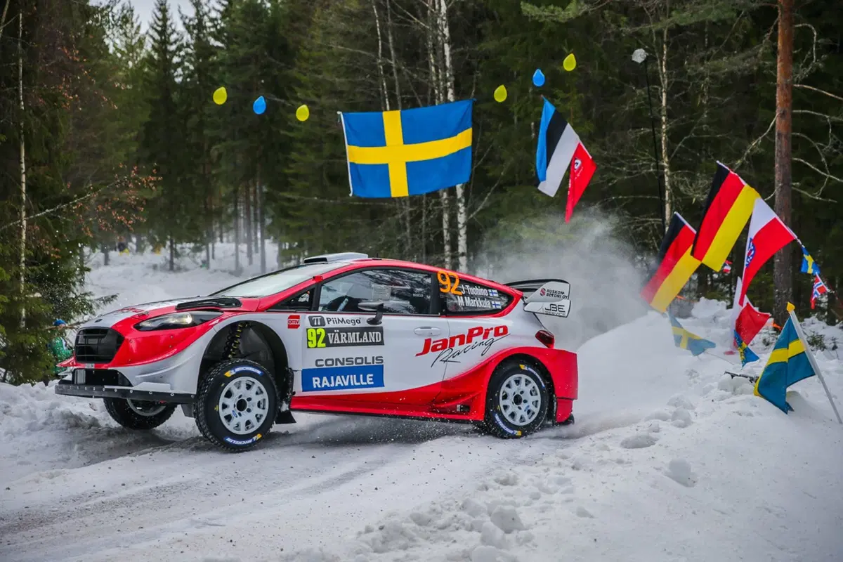 WRC19. Svezia. Neuville (Hyundai), inizio perfetto (5)