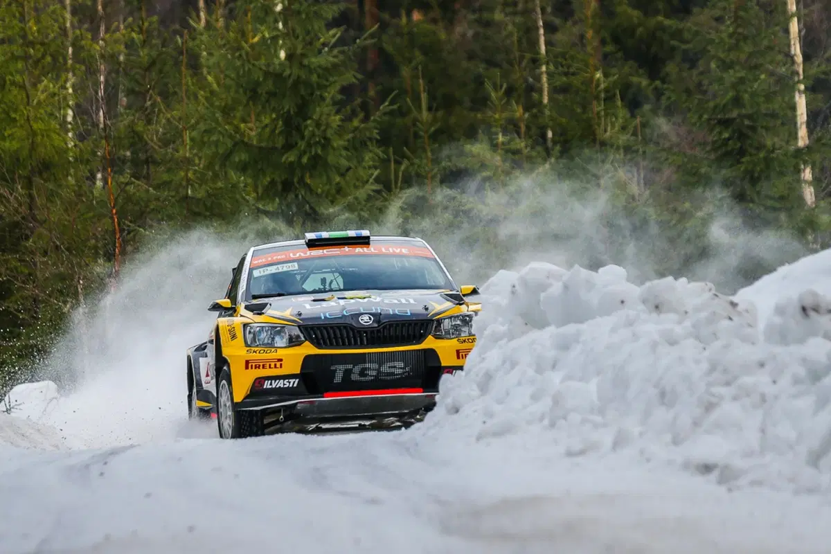 WRC19. Svezia. Neuville (Hyundai), inizio perfetto (16)