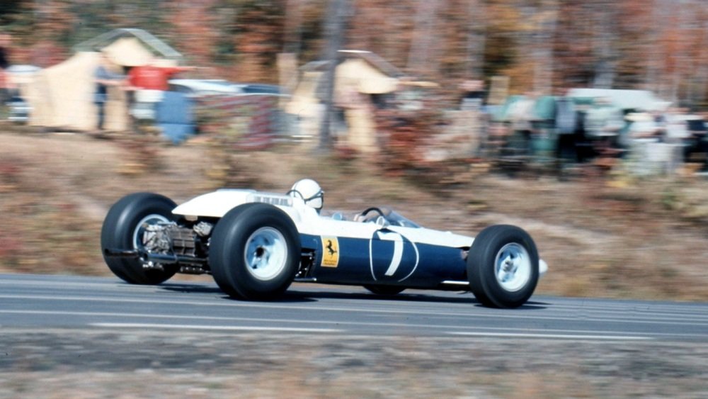 La 158 in livrea bianco/blu NART impiegata nei GP di Messico e USA 1964