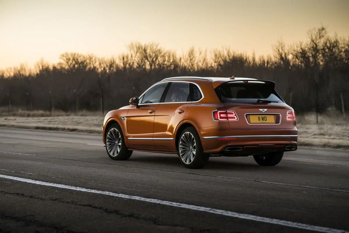 Bentley Bentayga Speed, il SUV più veloce del mondo (3)