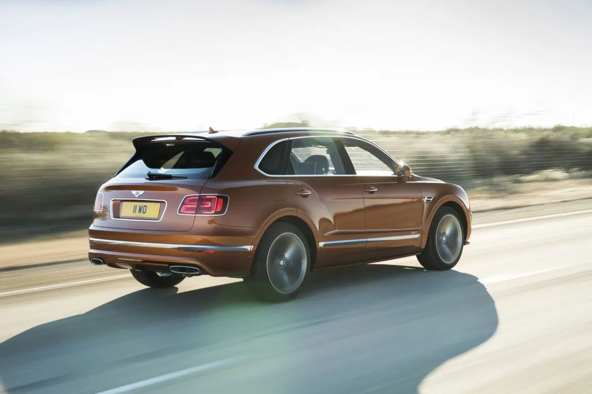 Bentley Bentayga Speed, il SUV più veloce del mondo (6)