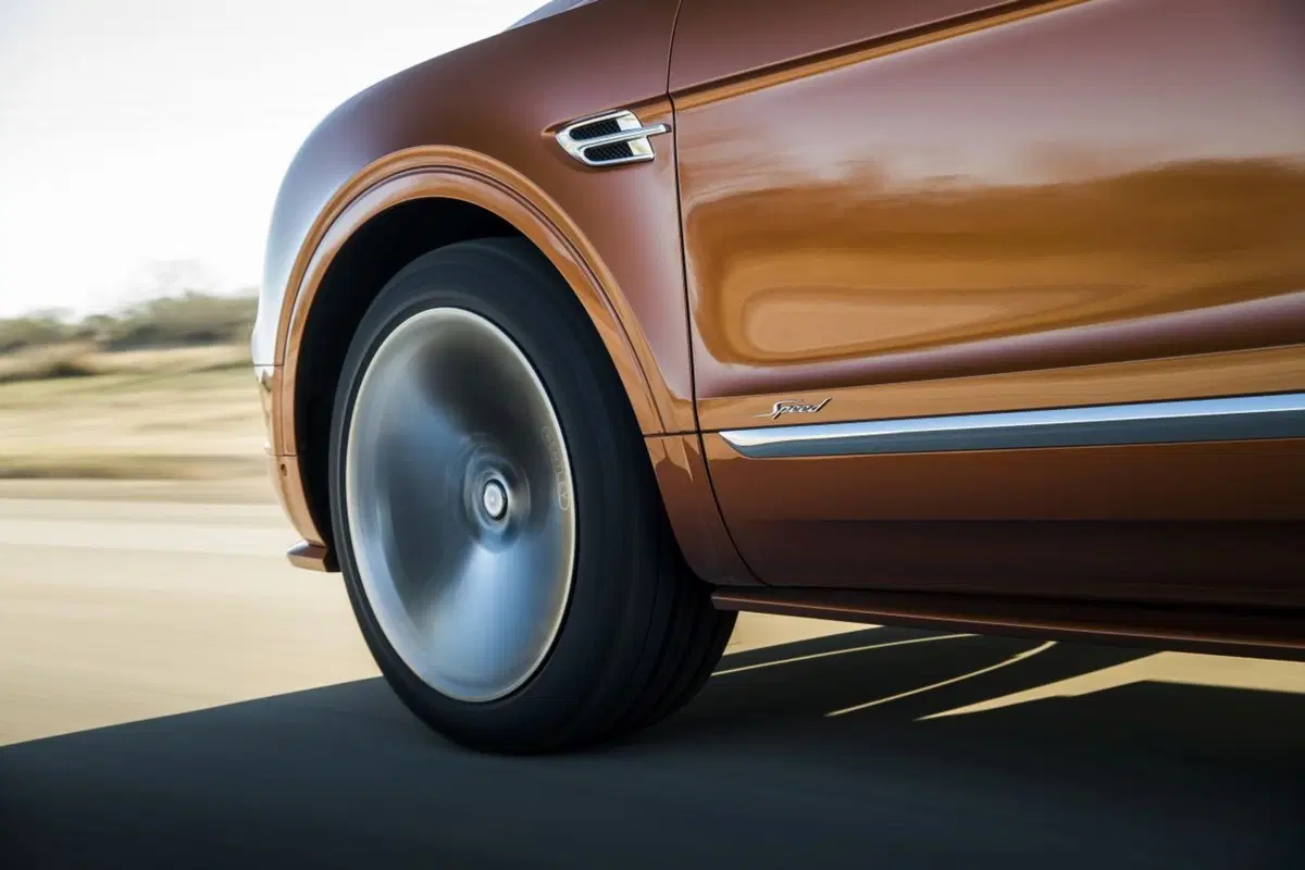 Bentley Bentayga Speed, il SUV più veloce del mondo (9)