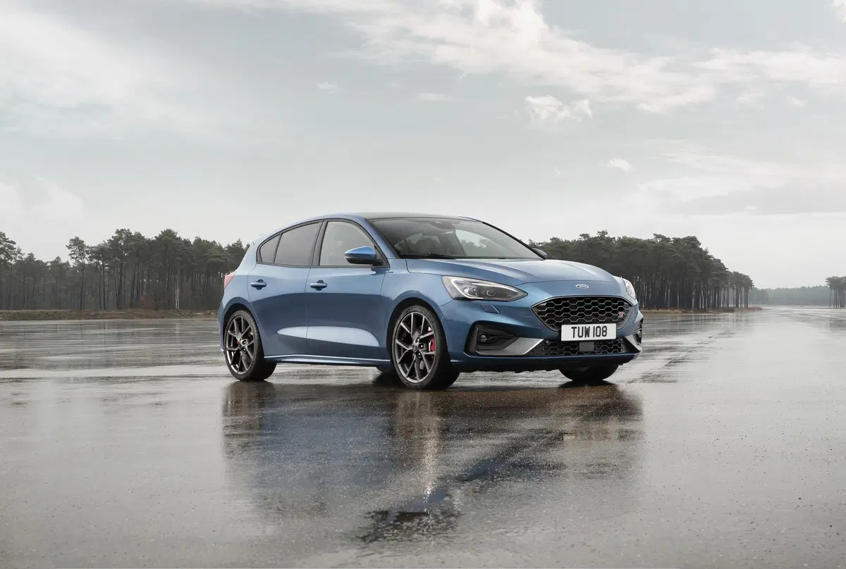 Ford Focus ST 2019: foto, video e dati tecnici (4)