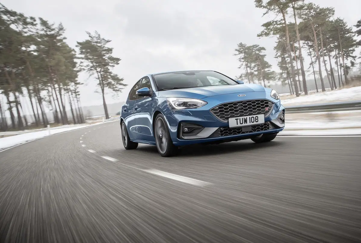 Ford Focus ST 2019: foto, video e dati tecnici (9)