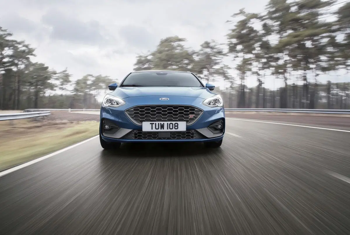 Ford Focus ST 2019: foto, video e dati tecnici (13)