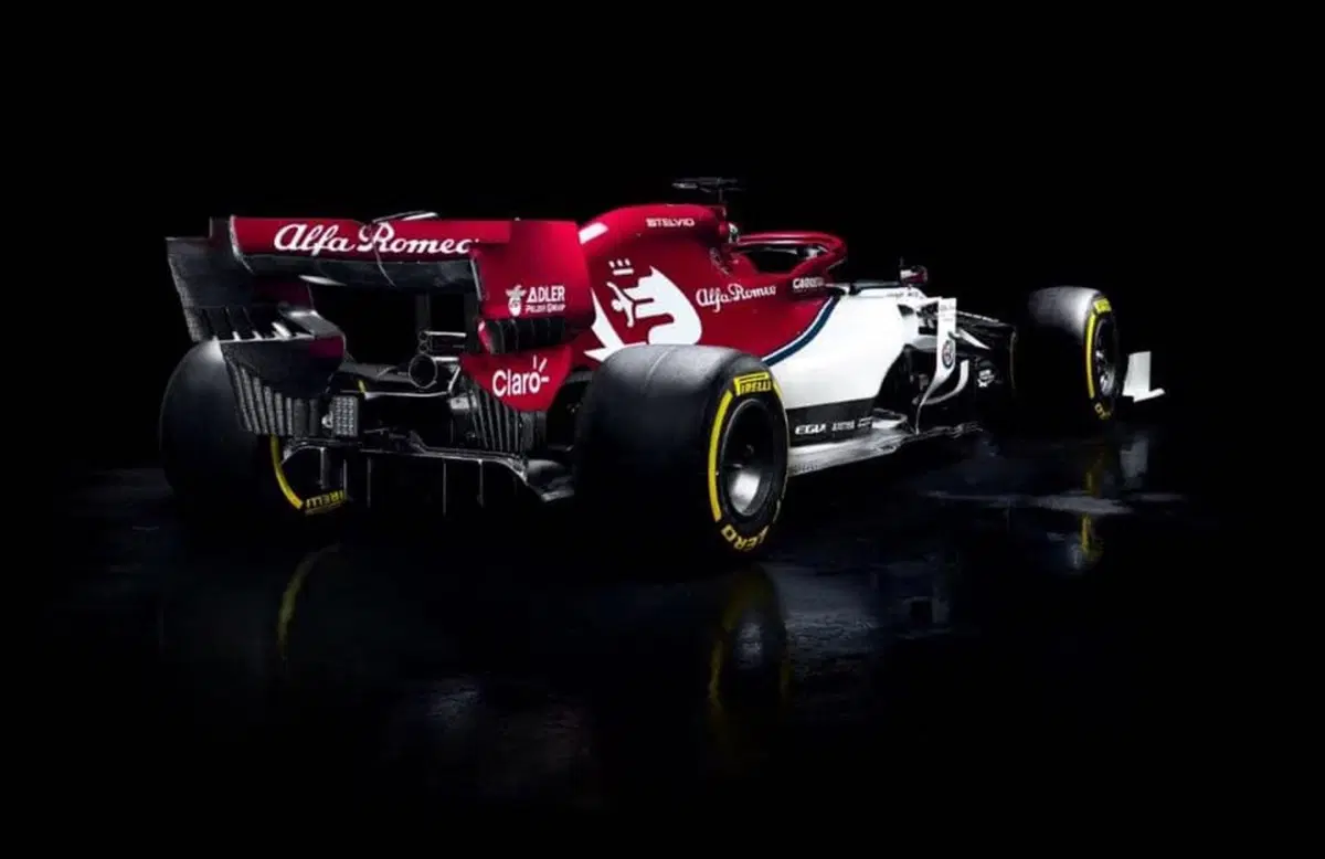 Nuova Alfa Romeo F1 2019: ecco la C38 in pista nella versione definitiva [foto gallery] (3)