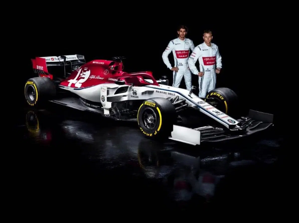 Nuova Alfa Romeo F1 2019: ecco la C38 in pista nella versione definitiva [foto gallery] (5)