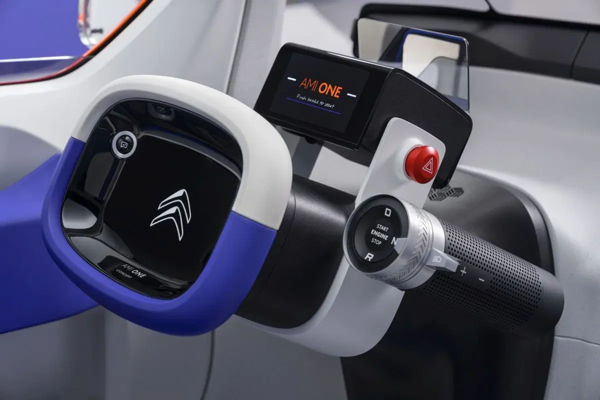 Citroen Ami One Concept, un cubo elettrico per la città [Video] (30)