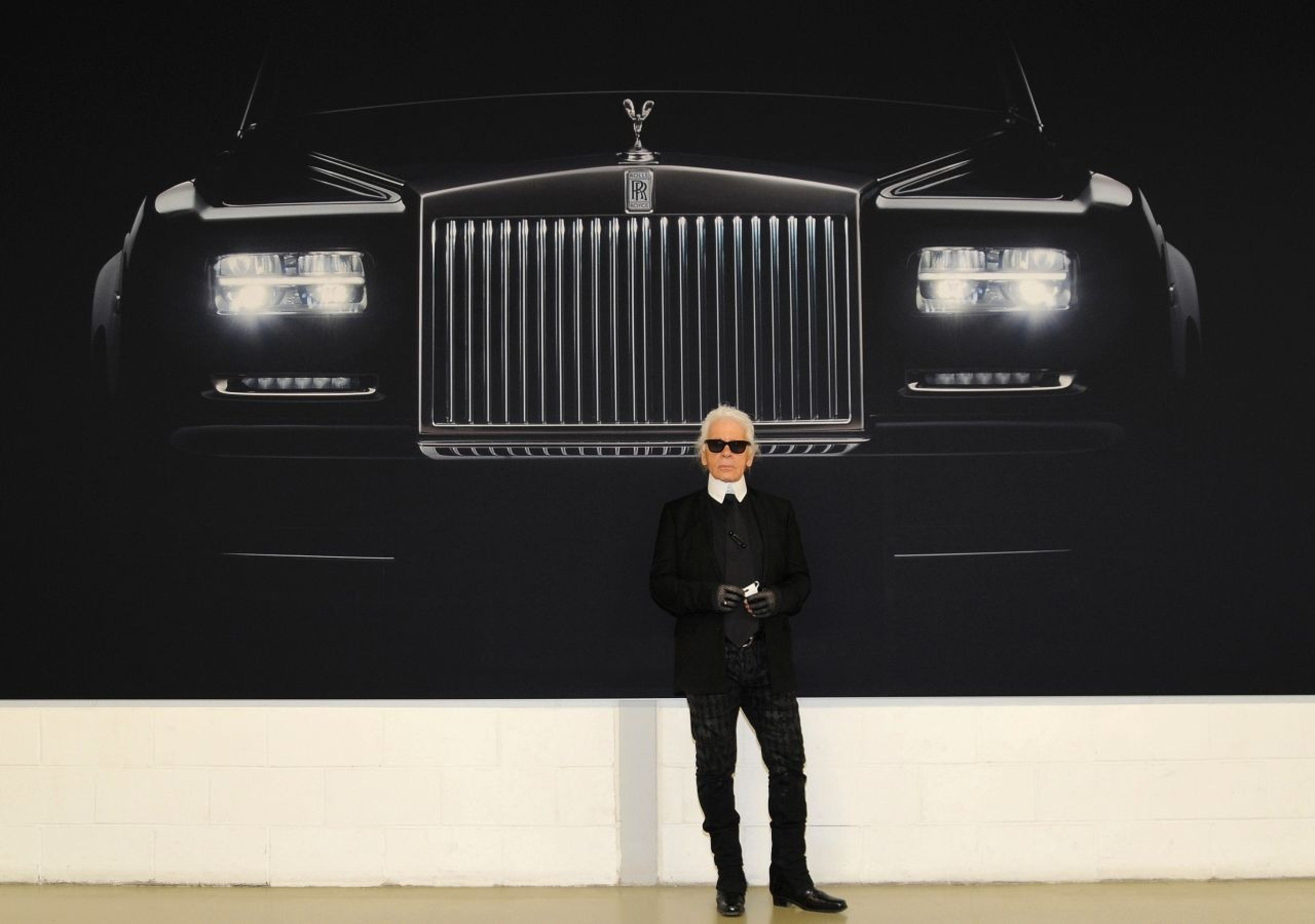 Karl Lagerfeld, le auto che ha immortalato