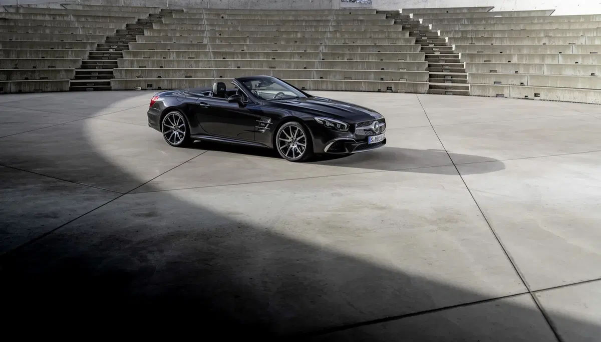 Mercedes SL Grand Edition: dettagli speciali per la cabrio (7)
