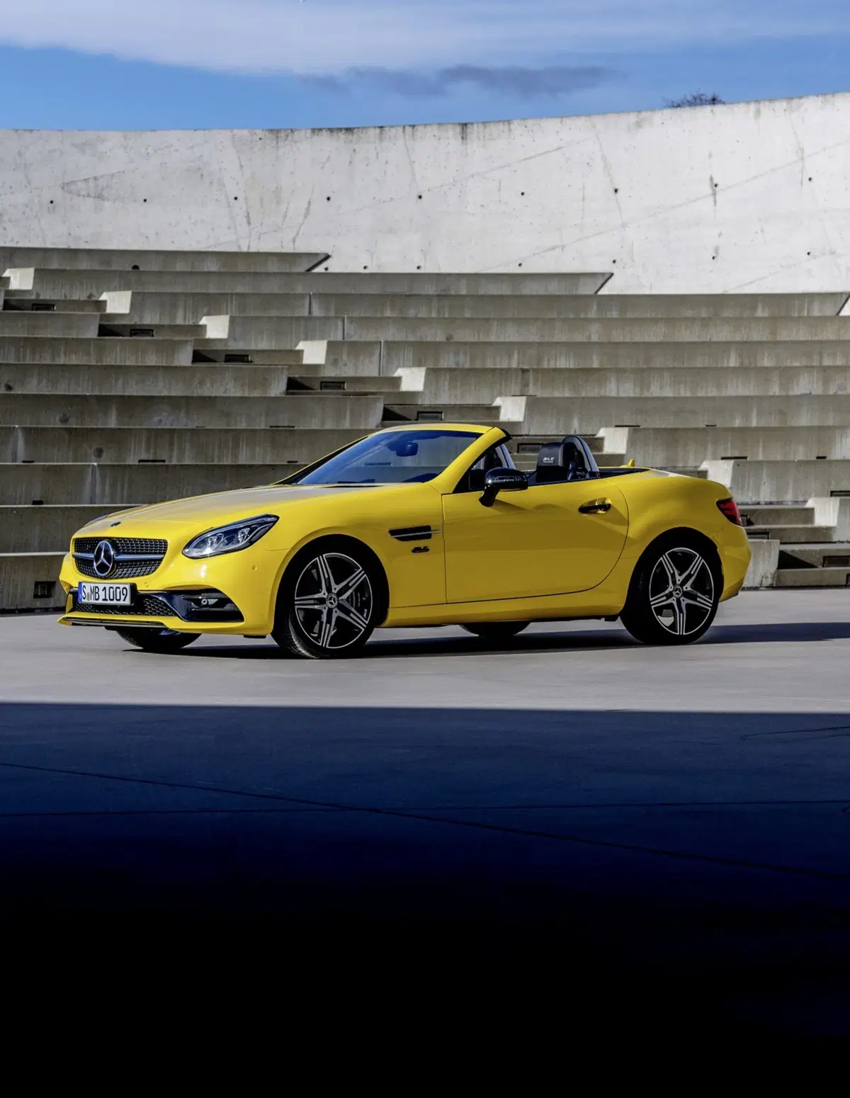Mercedes SLC Final Edition, gialla come la prima SLK (1997) (7)