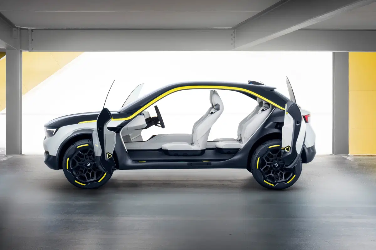 Opel GT Experimental, da qui riparte lo sviluppo di Opel [Video] (8)