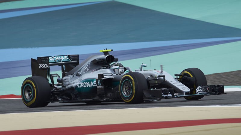 F1, Gp Bahrain 2016: vince Rosberg. Secondo Raikkonen