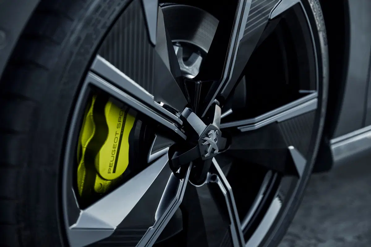 Peugeot 508 Peugeot Sport Engineered, la concept ibrida a Ginevra (6)