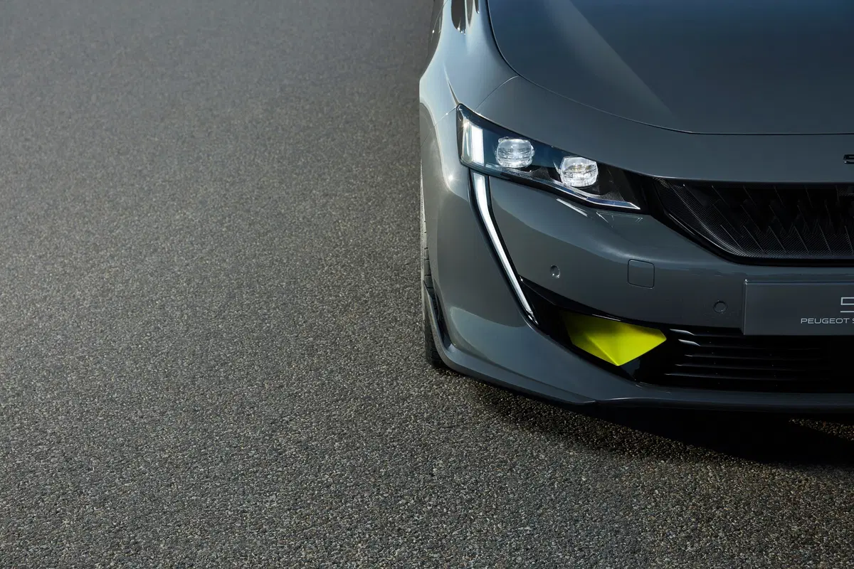 Peugeot 508 Peugeot Sport Engineered, la concept ibrida a Ginevra (7)