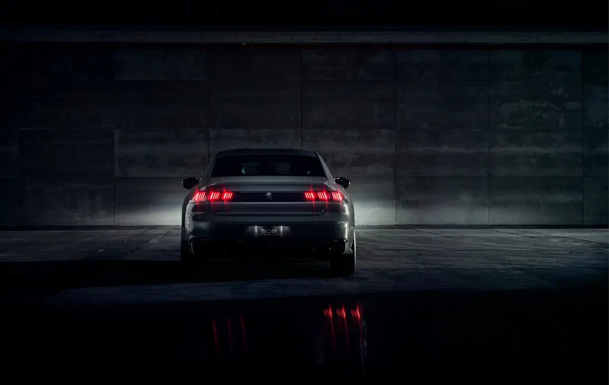 Peugeot 508 Peugeot Sport Engineered, la concept ibrida a Ginevra (8)