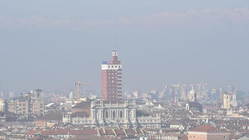 Torino, blocco diesel Euro 4 fino a luned&igrave;