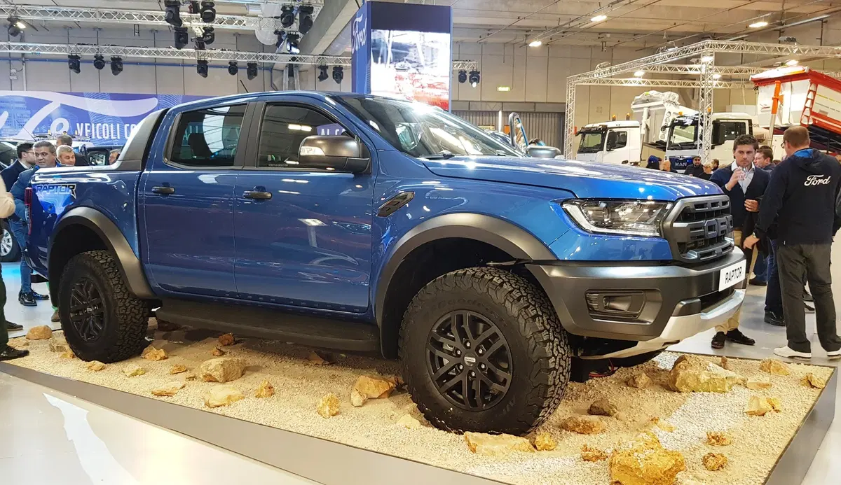 Nuovo Ranger Raptor: il super pick-up Ford anche in Italia [video] (11)