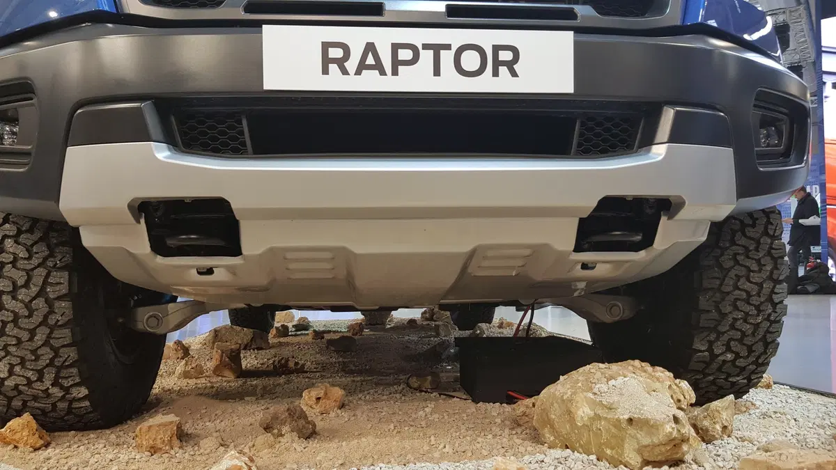 Nuovo Ranger Raptor: il super pick-up Ford anche in Italia [video] (12)