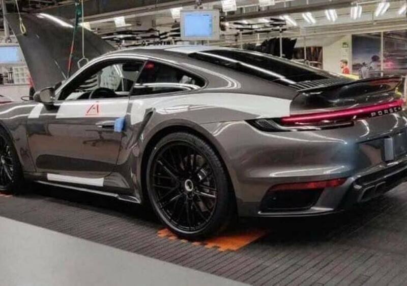 Porsche 911 992 Turbo, anche lei a Ginevra? 