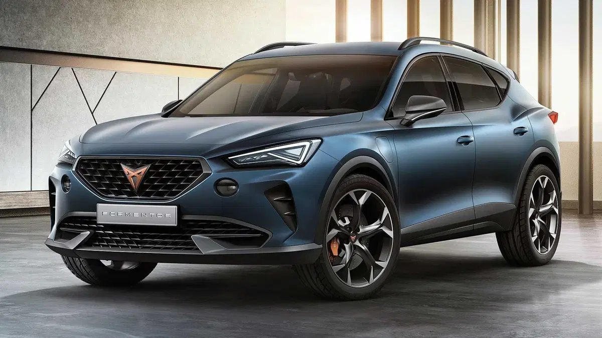 Cupra Formentor, concept ibrido a metà tra crossover e sportiva  (13)