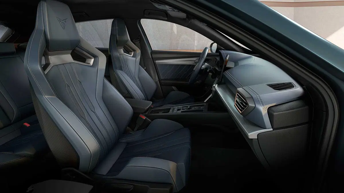 Cupra Formentor, concept ibrido a metà tra crossover e sportiva  (12)