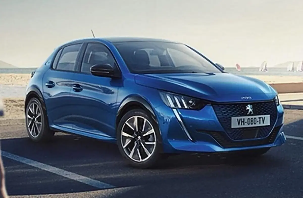 Peugeot 208 2019, è lei?  (2)
