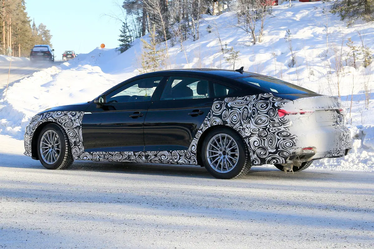 Audi A5 Sportback, arriva il facelift (6)
