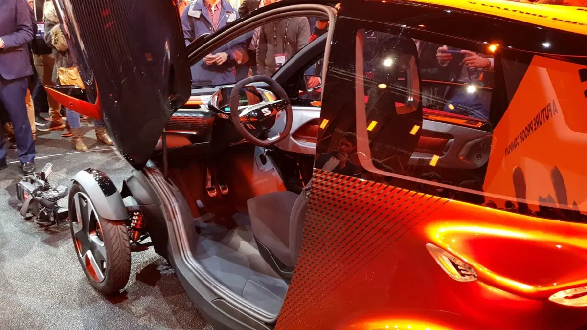 Primo veicolo Seat indipendente da VW: l’elettrico Minimó a due posti [video] (5)