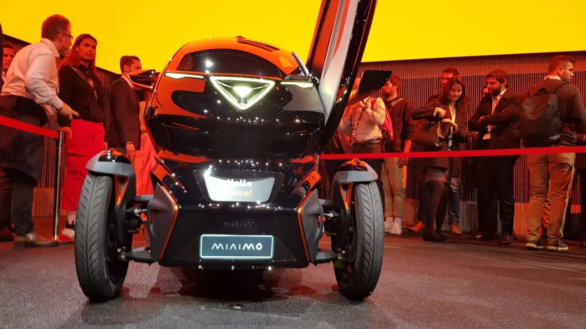 Primo veicolo Seat indipendente da VW: l’elettrico Minimó a due posti [video] (9)