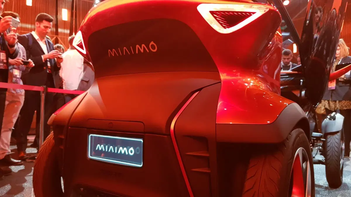 Primo veicolo Seat indipendente da VW: l’elettrico Minimó a due posti [video] (10)
