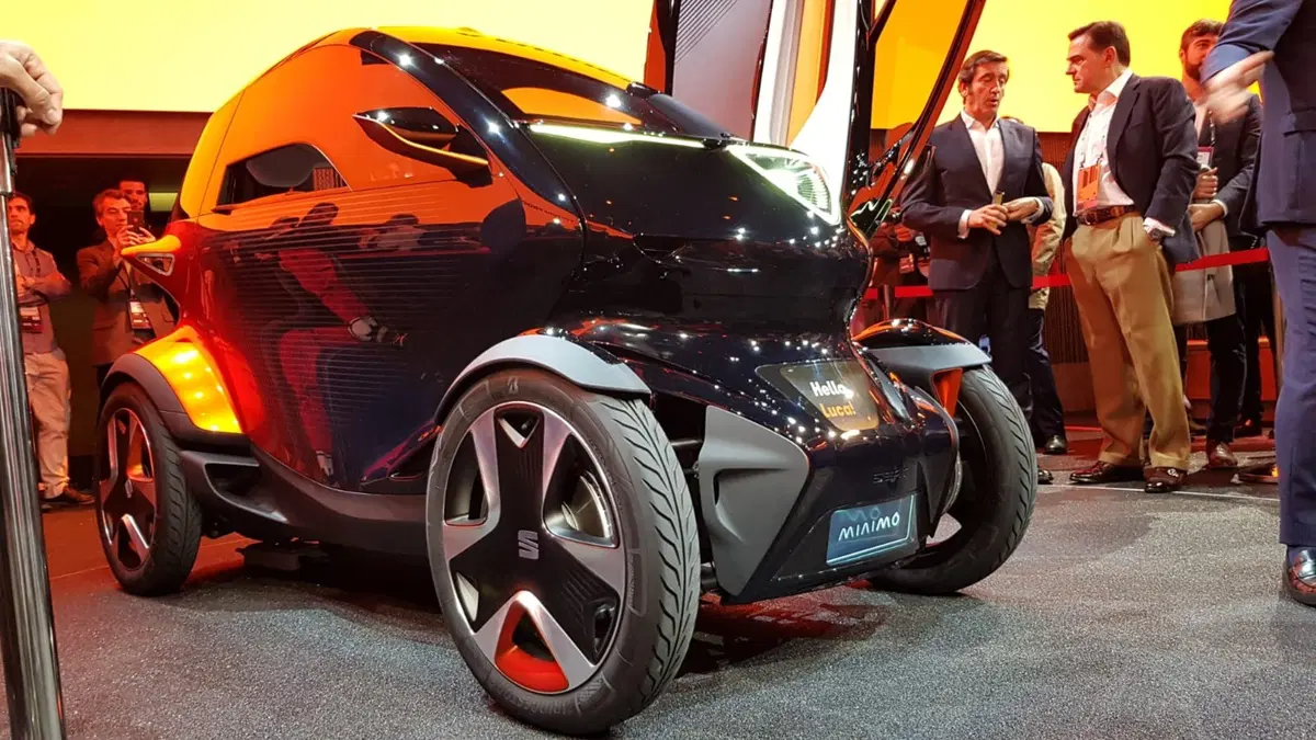 Primo veicolo Seat indipendente da VW: l’elettrico Minimó a due posti [video] (11)