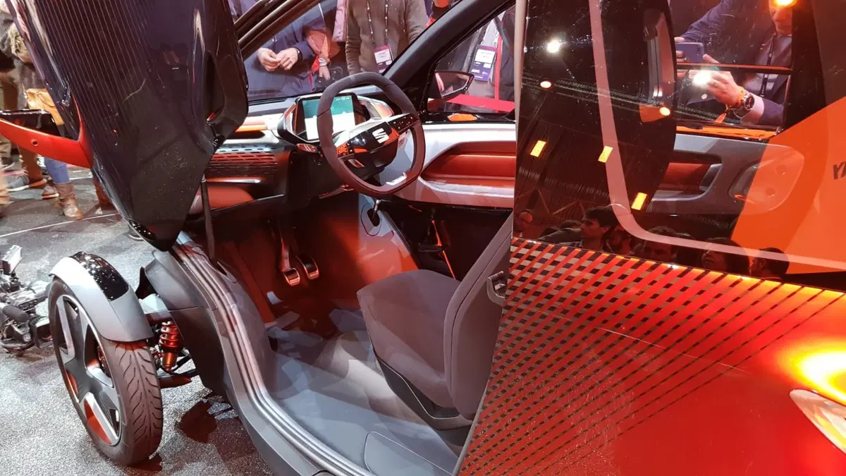 Primo veicolo Seat indipendente da VW: l’elettrico Minimó a due posti [video] (12)