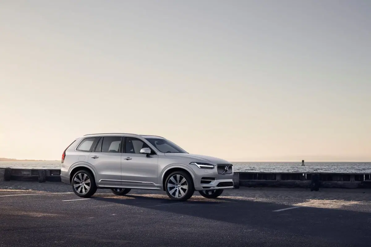 Volvo XC90, tempo di restyling (leggero) (6)