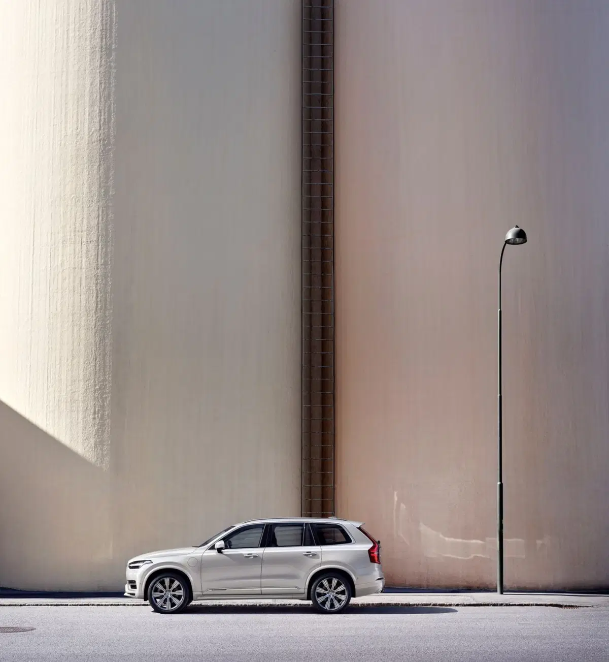 Volvo XC90, tempo di restyling (leggero) (15)