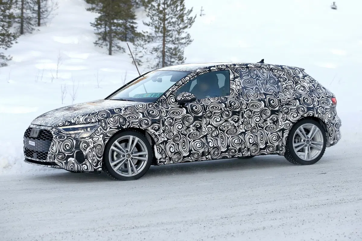 Audi A3 e S3: novità in arrivo [Foto spia] (15)