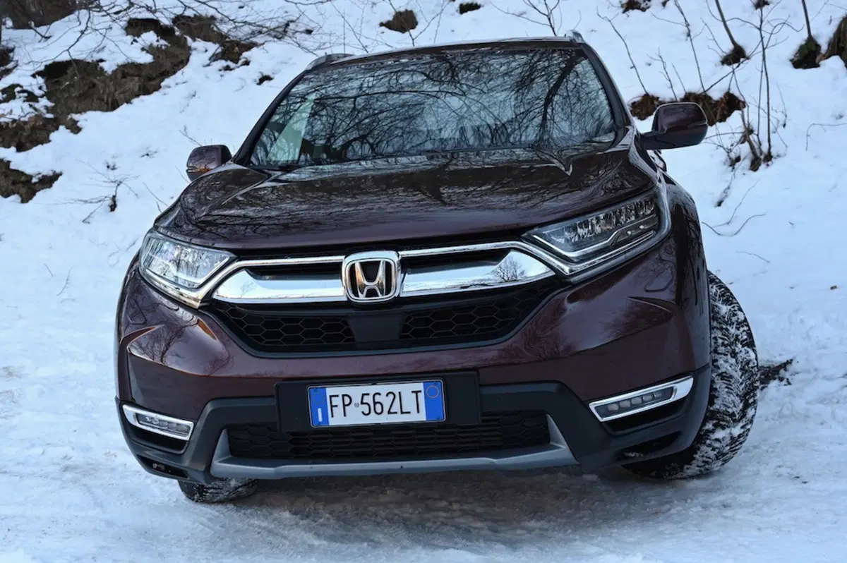 Honda CR-V 1500 VTECH 4x4, al Colle Braida con la neve  (12)