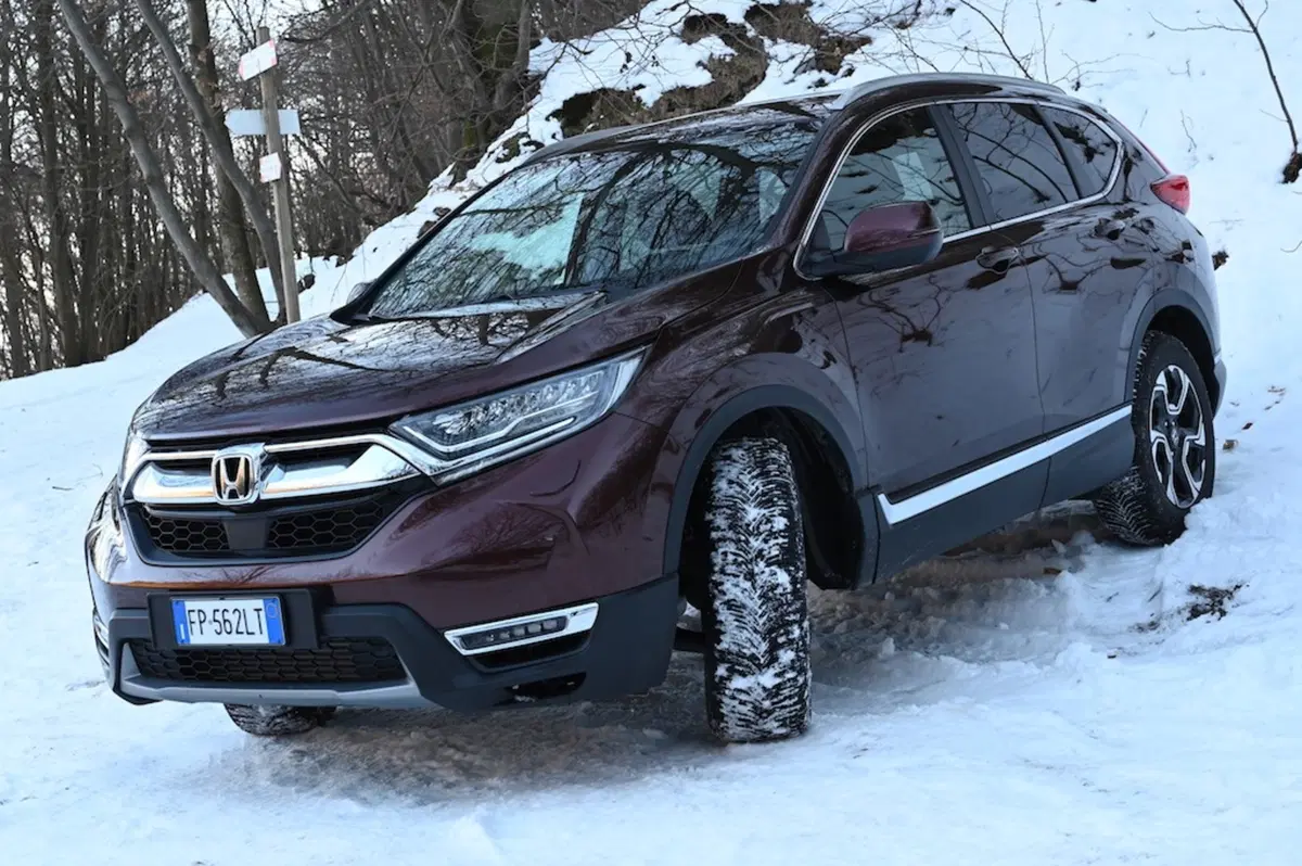 Honda CR-V 1500 VTECH 4x4, al Colle Braida con la neve  (14)