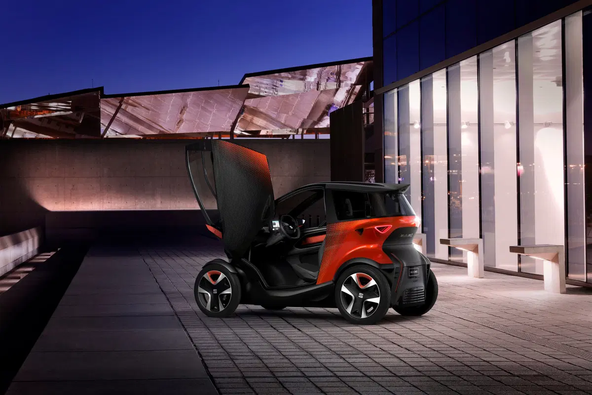 Primo veicolo Seat indipendente da VW: l’elettrico Minimó a due posti [video] (2)