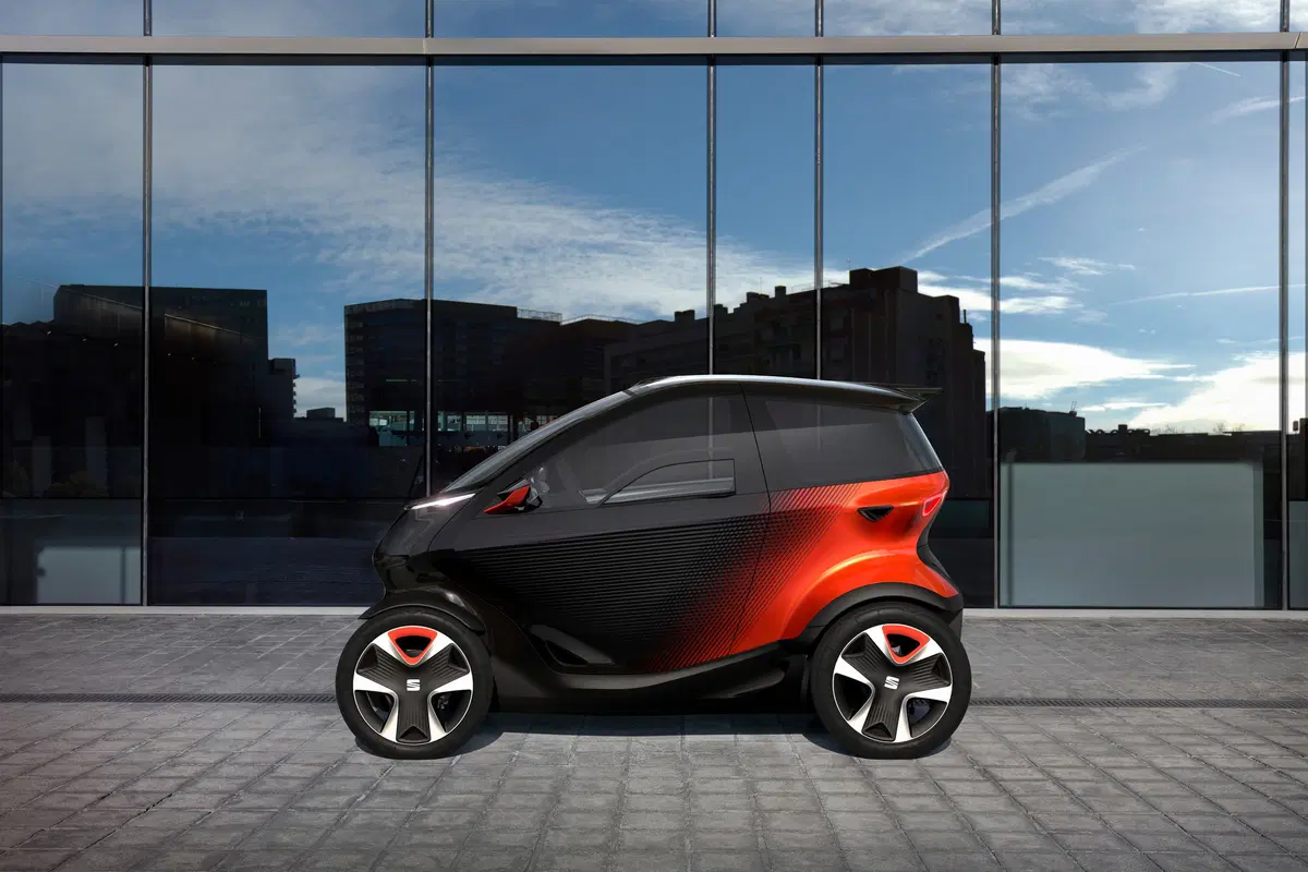 Primo veicolo Seat indipendente da VW: l’elettrico Minimó a due posti [video] (4)