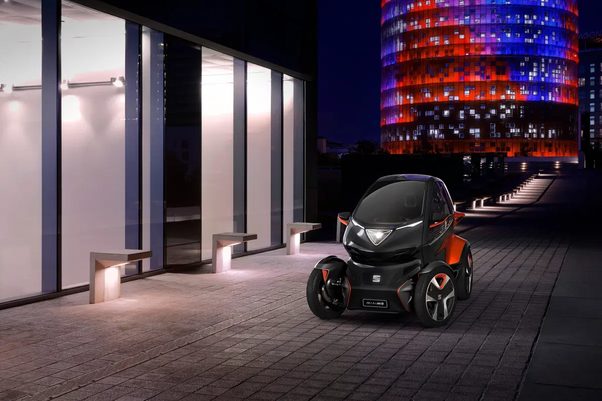Primo veicolo Seat indipendente da VW: l’elettrico Minimó a due posti [video] (3)