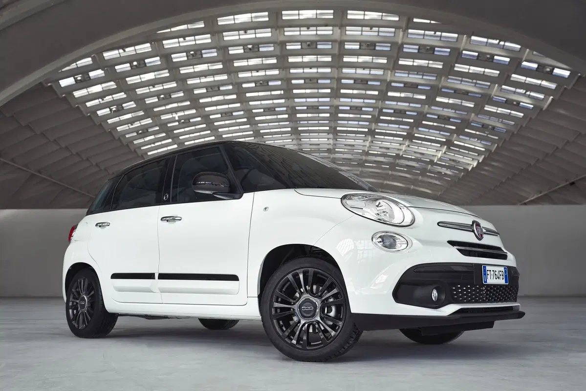 Fiat 500, 500X e 500L: allestimento speciale per i 120 anni (8)