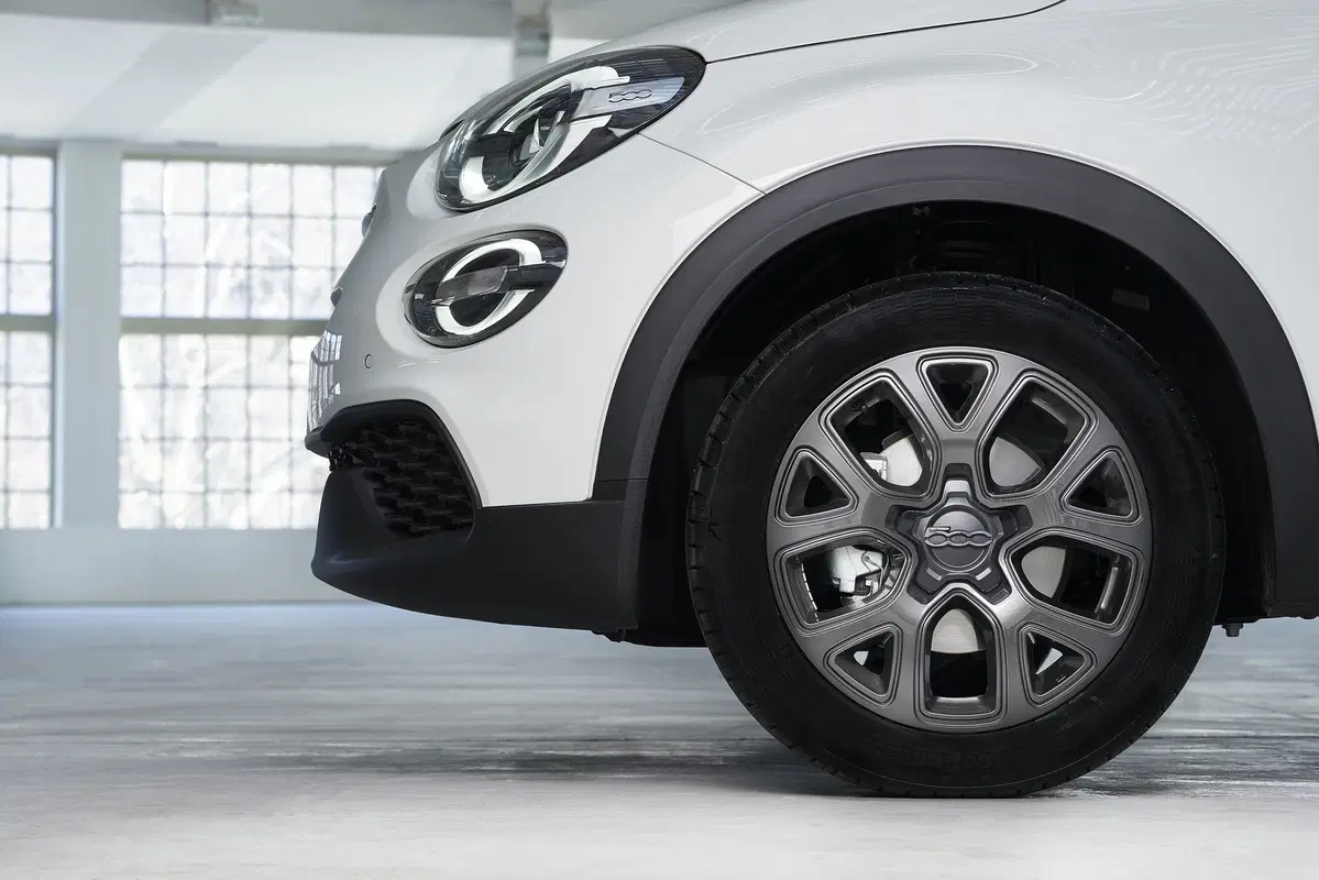 Fiat 500, 500X e 500L: allestimento speciale per i 120 anni (7)
