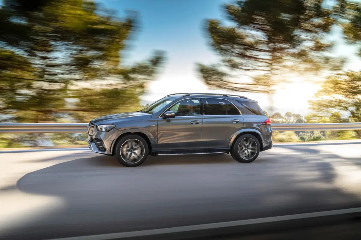 Mercedes-AMG, al Salone di Ginevra 2019 la GLE 53 4Matic+ (2)