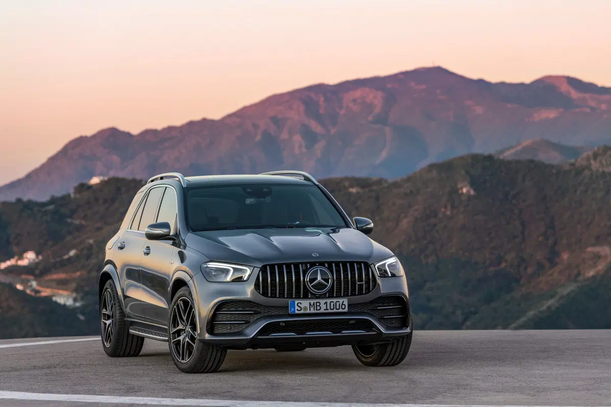Mercedes-AMG, al Salone di Ginevra 2019 la GLE 53 4Matic+ (9)