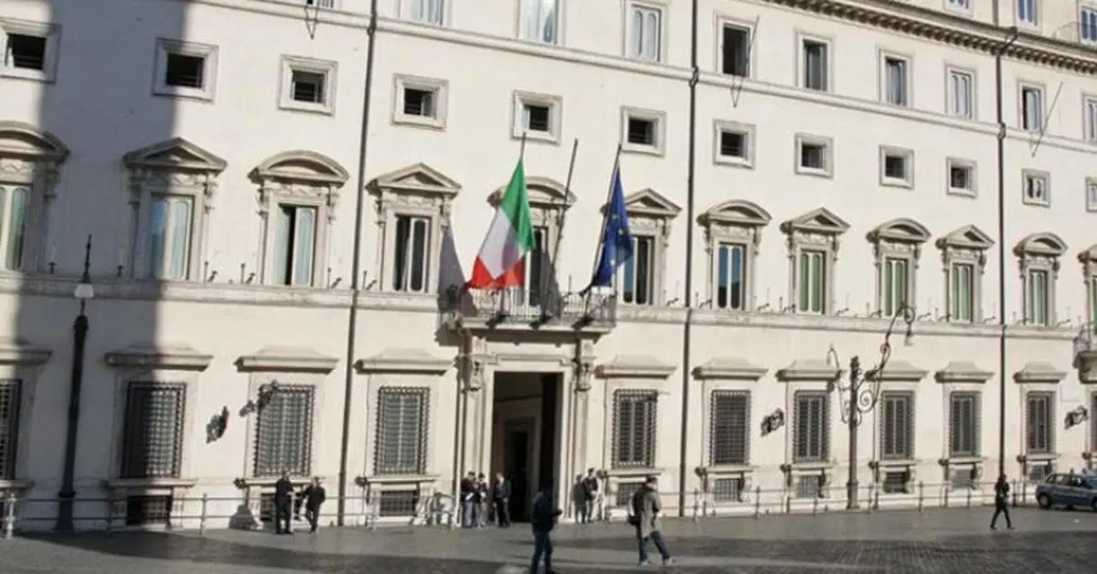 Incentivi auto 2019, Ibride in stand-by: rimandato l&rsquo;Ecobonus?