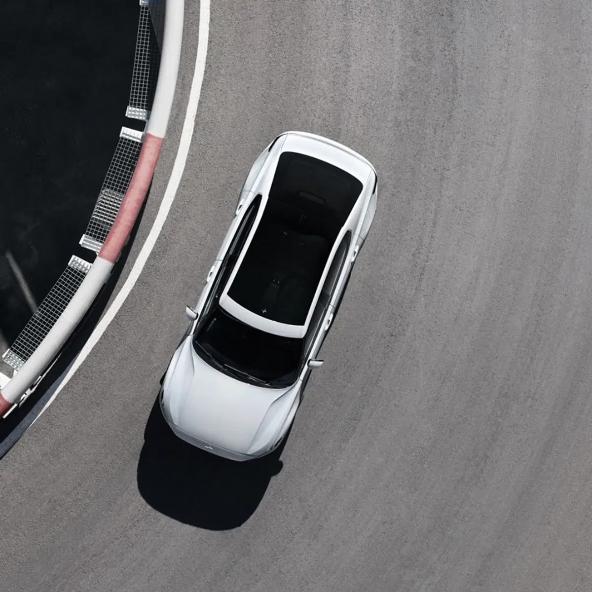 Ecco Polestar 2: la berlina elettrica fa sul serio con € 39000 [video] (3)