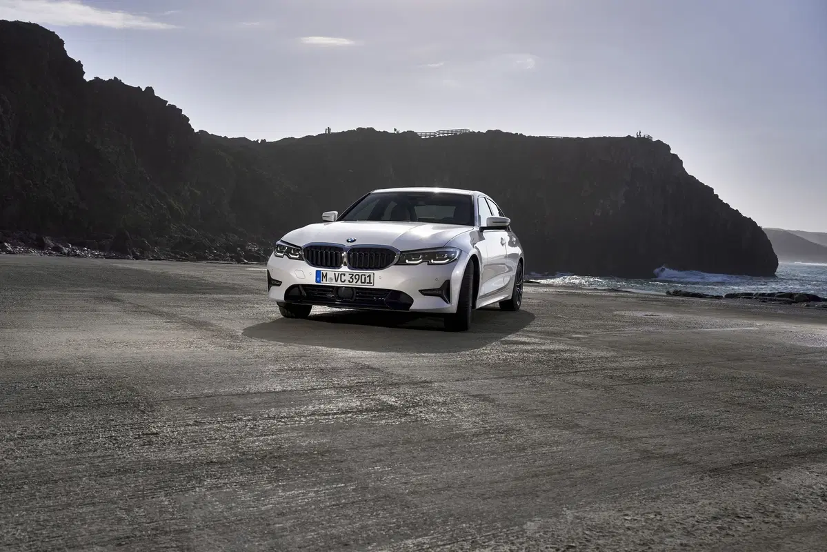 BMW Serie 3 2019 | La G20 è spaziosa e tecnologica [Video] (4)