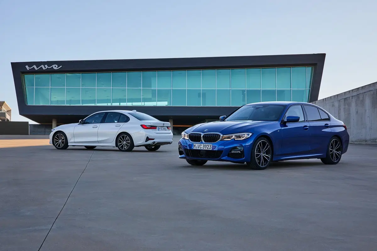 BMW Serie 3 2019 | La G20 è spaziosa e tecnologica [Video] (16)
